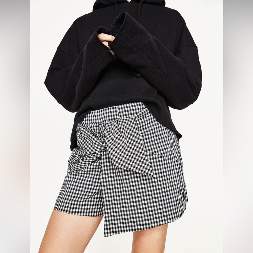 Mini Skort Brand New w Tags Large